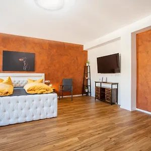 Gwuni Mopera Lejlighedshotel
