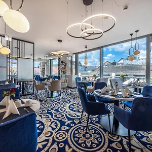 Western Premier Royal Blue Hotel